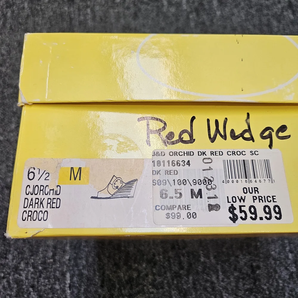 Joan & David Orchid Dark Red Croc Pattern Square Toe Wedge Sandals Size 6.5
